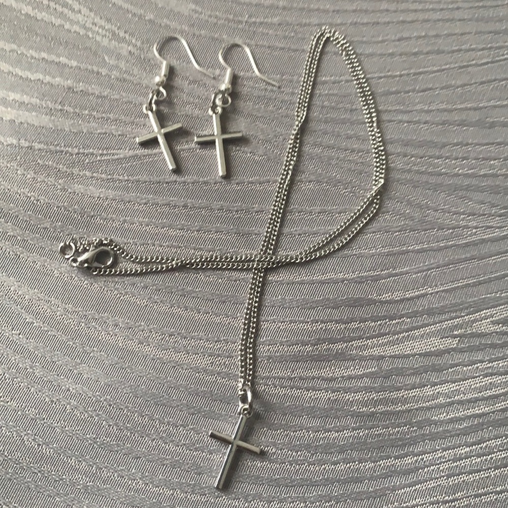 Cross earring and necklace set💙